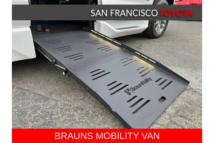 $83888 : 2025 Sienna XLE 8 Passenger image 5