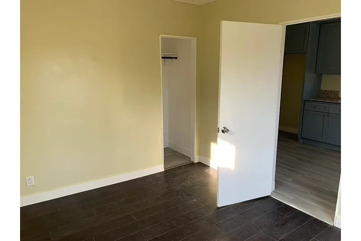 $600 : Beautiful Home...Los Angeles image 2