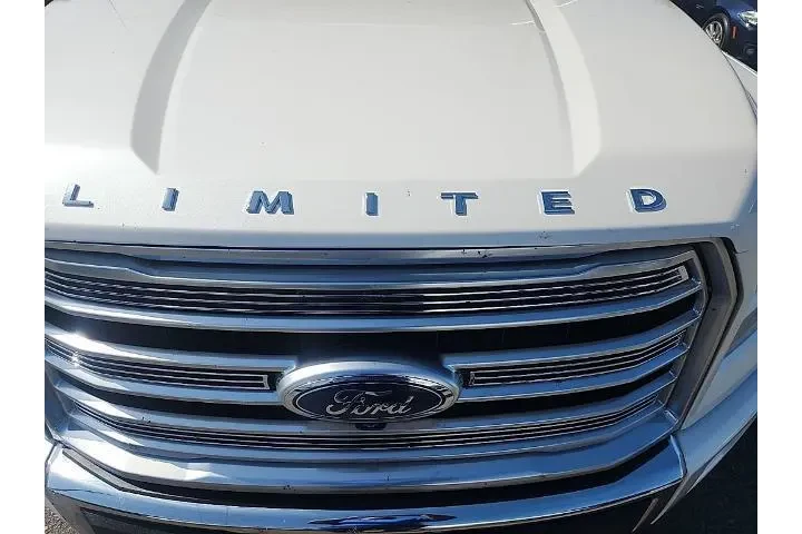 $31721 : Ford F-150 2017 4x4 XL 4dr S image 5