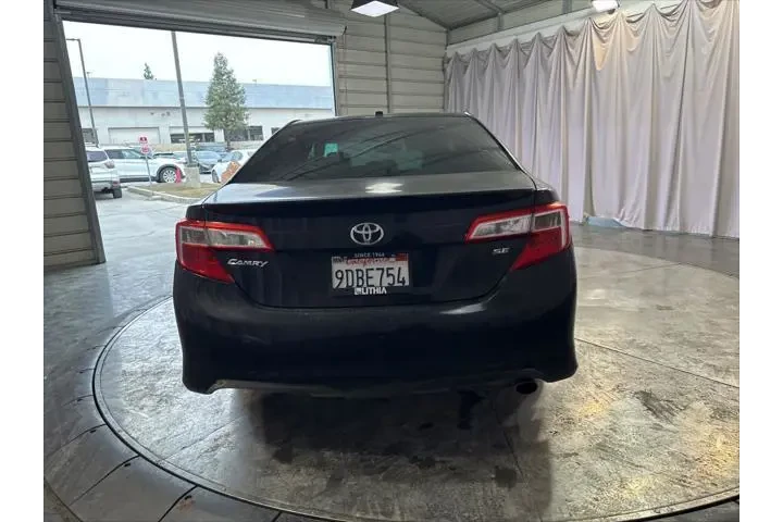 $7399 : Toyota Camry 2014 SE 4dr Sed image 5