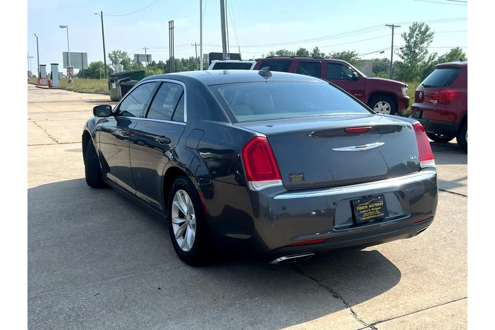 $7999 : 2015 300 Limited RWD image 4