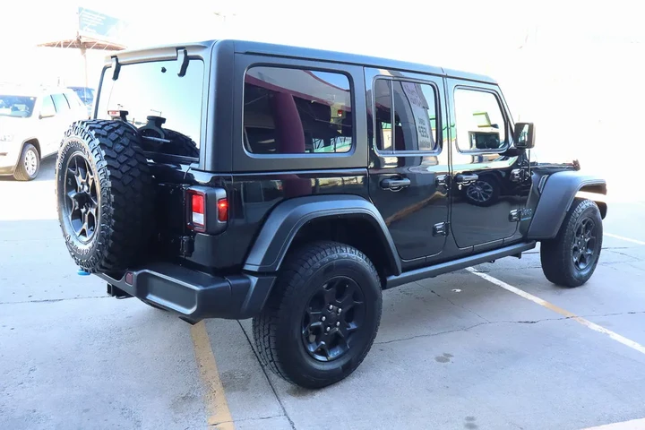 $26988 : 2023 Wrangler 4xe 4x4 image 5