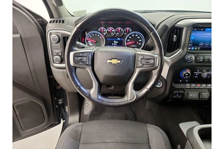 $32998 : Chevrolet Silverado 1500 202 image 10