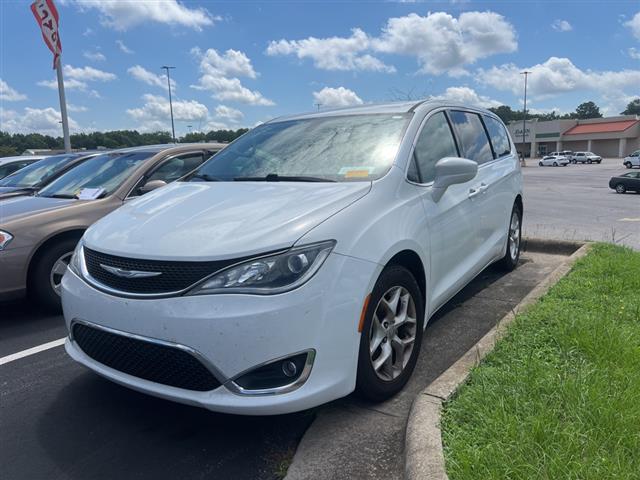 $14990 : PRE-OWNED 2018 CHRYSLER PACIF image 6