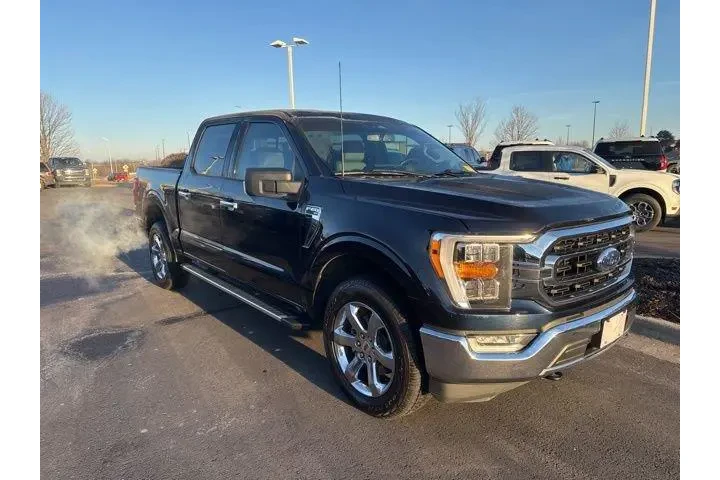 $36000 : Ford F-150 2022 4x4 XLT 4dr image 1
