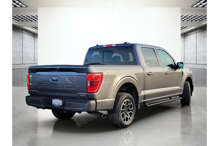 $33895 : Ford F-150 2023 4x2 XLT 4dr image 7