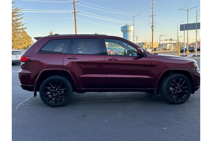 $24938 : Jeep Grand Cherokee WK 2022 image 6
