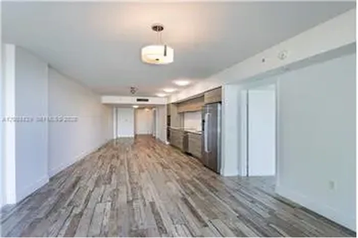 $4600 : Rental property with 2 bedro image 8