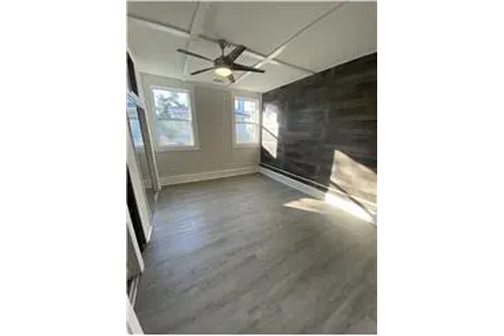 $1900 : Rental property with 2 bedro image 10