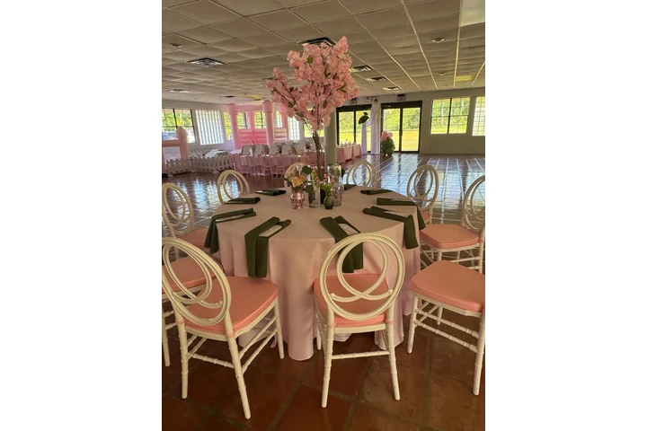 Salón Actividades  Alquiler image 8