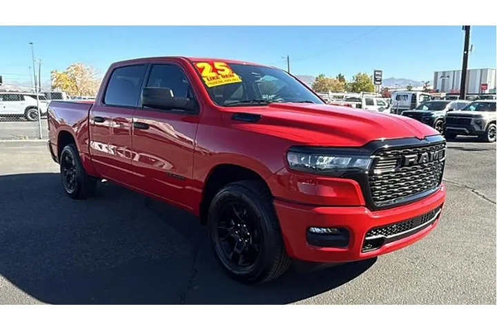 $39484 : Ram 1500 2025 4x4 Tradesman image 3