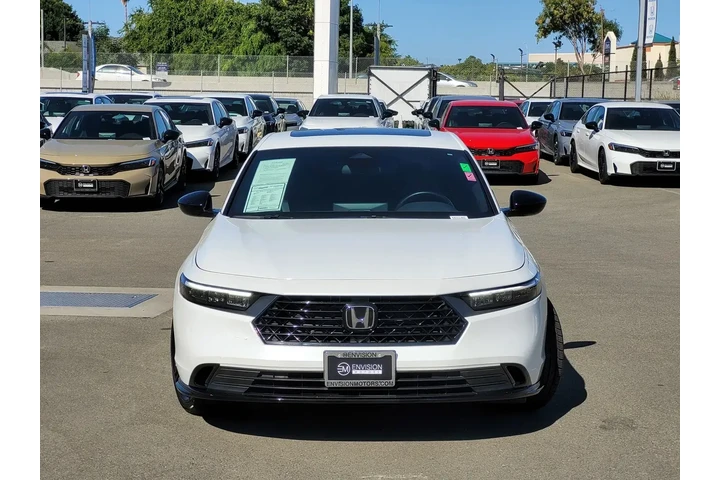 $28998 : Honda Accord Hybrid 2024 Spo image 2
