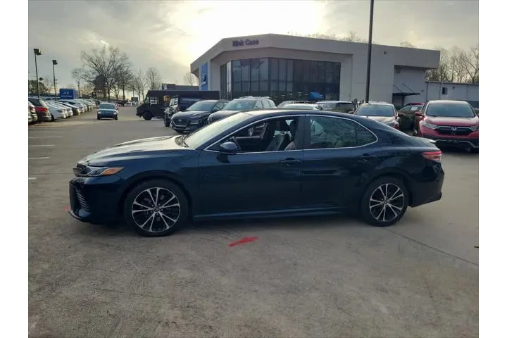 $17734 : Toyota Camry 2018 SE 4dr Sed image 3