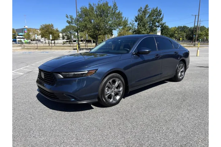 $21900 : 2024 Accord EX image 3