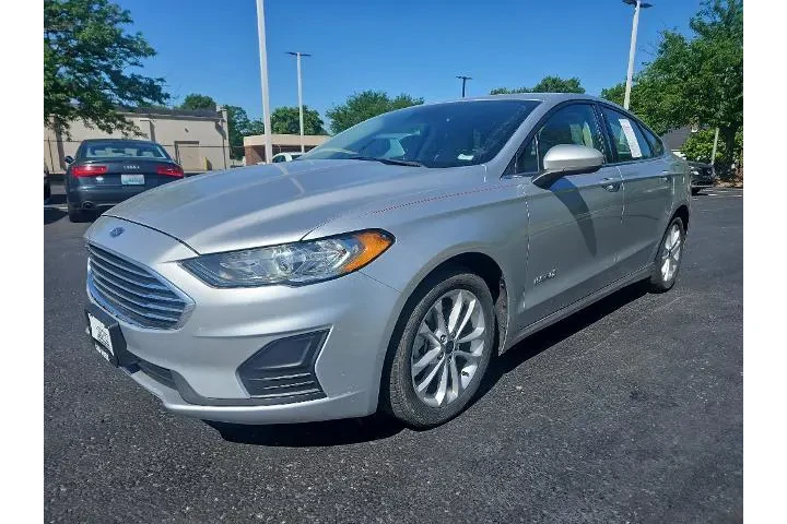 $12700 : Ford Fusion Hybrid 2019 SE 4 image 3