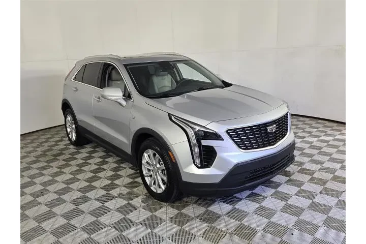 $23998 : Cadillac XT4 2021 Luxury 4dr image 2