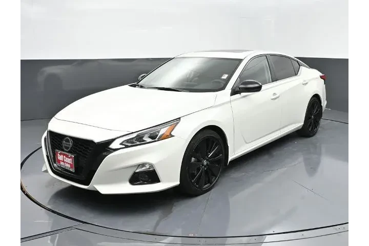 $20991 : Nissan Altima 2022 2.5 SR 4d image 1
