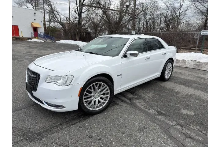 $9900 : 2015 300 C image 3