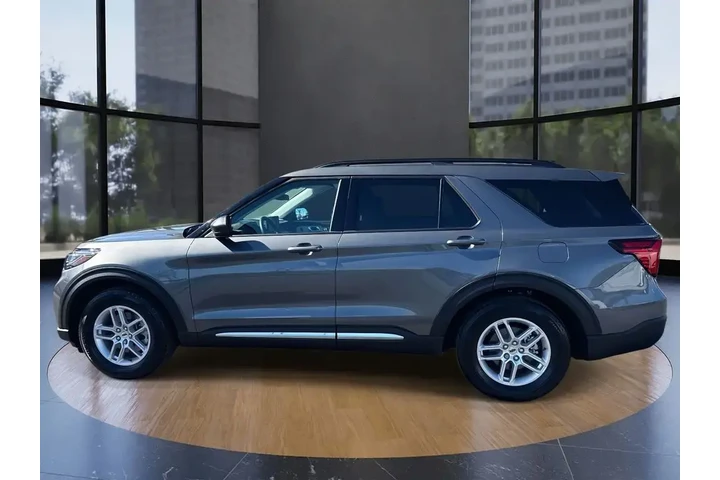 $38320 : Ford Explorer 2025 Active 4d image 5
