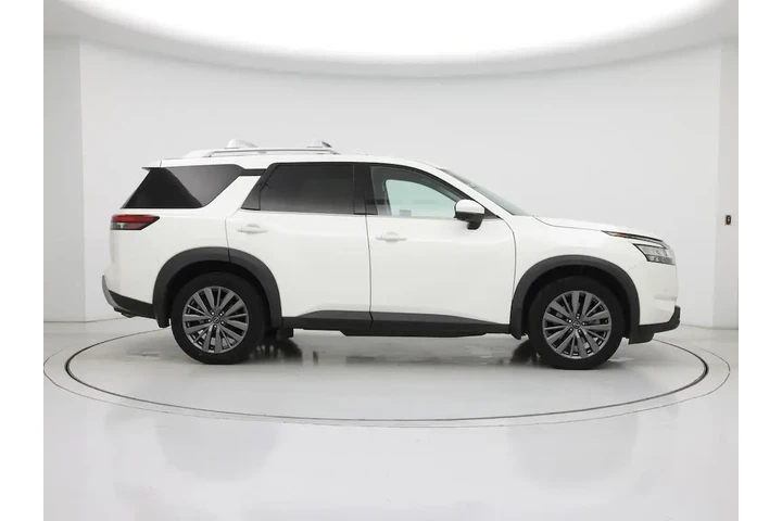 $30998 : Nissan Pathfinder 2023 SL 4d image 7