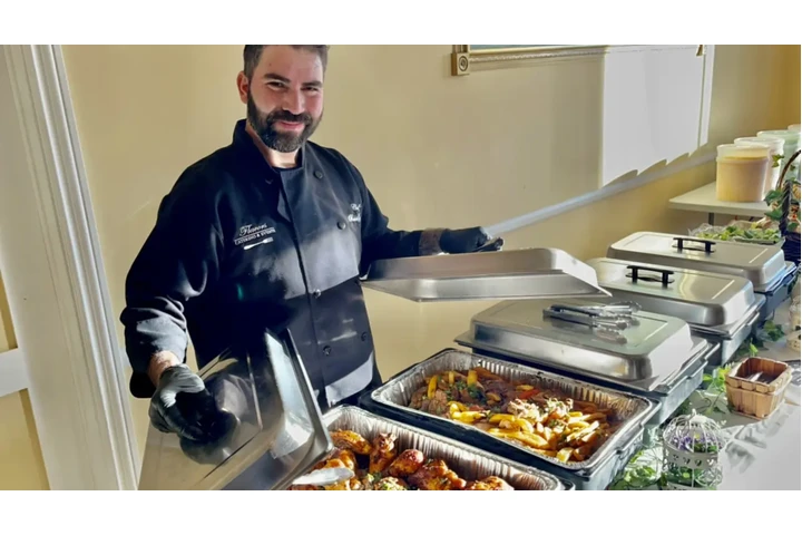 Flavors catering image 3