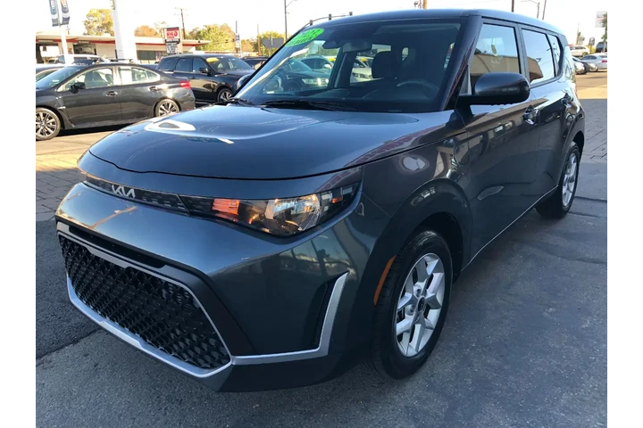 $15322 : 2023 Soul LX CVT image 6
