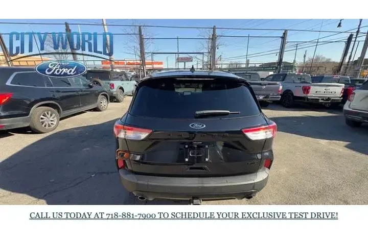 $24998 : Ford Escape 2022 AWD SEL 4dr image 4