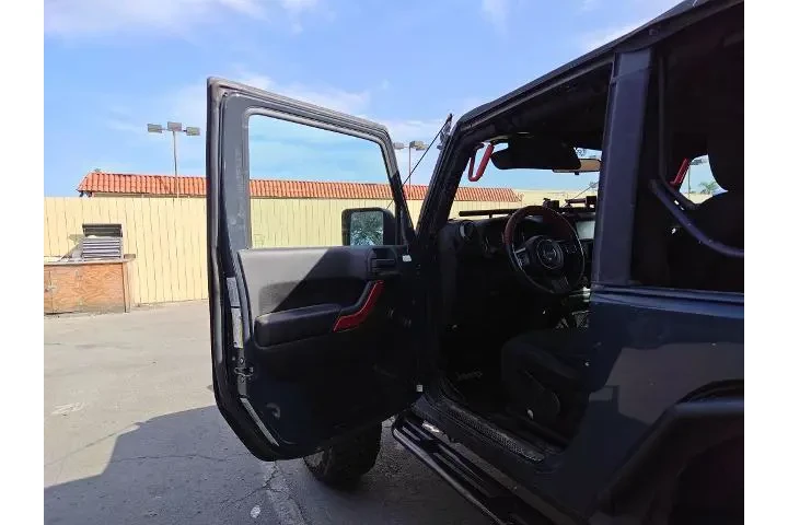 $16100 : Jeep Wrangler 2016 4x4 Sport image 5