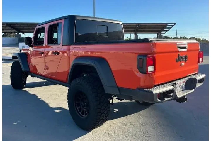 $32800 : Jeep Gladiator 2020 4x4 Spor image 3