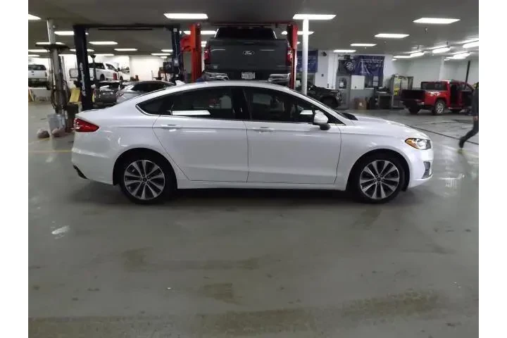 $11985 : Ford Fusion 2019 AWD SE 4dr image 6