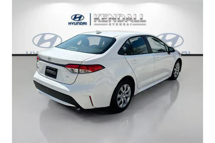 $16998 : Toyota Corolla 2022 LE 4dr S image 6