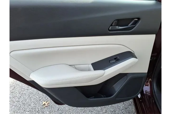 $20595 : Nissan Altima 2024 2.5 SV 4d image 7