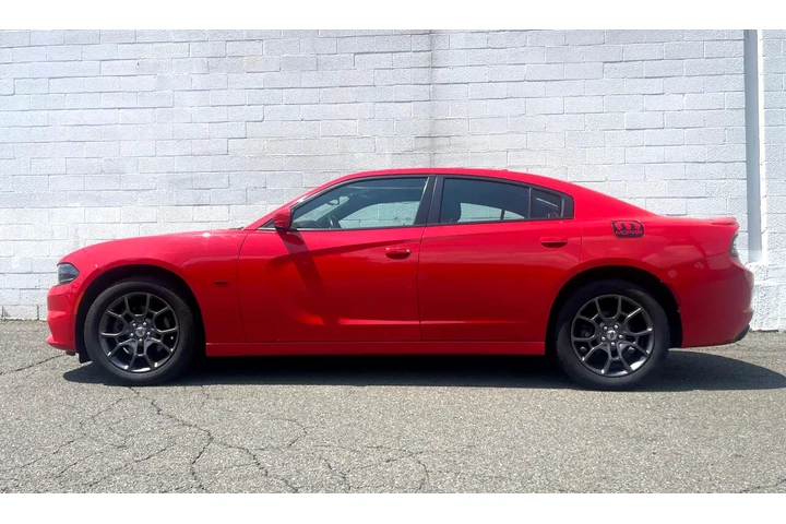 $18485 : 2018 Charger GT AWD image 3