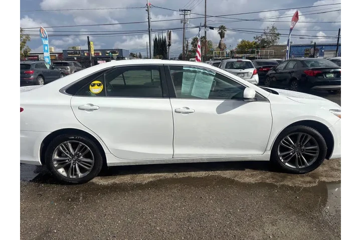 $13999 : 2017 Camry SE image 5
