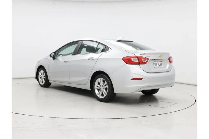 $16998 : Chevrolet Cruze 2019 LT 4dr image 2