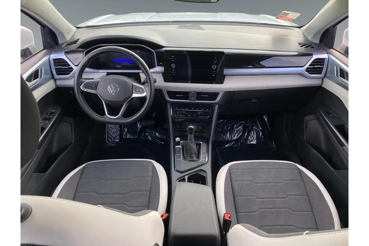 $29113 : Volkswagen Taos 2025 SE 4dr image 10