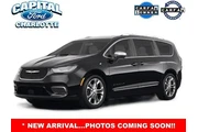 Chrysler Pacifica Plug-In Hy en Charlotte