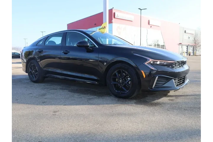 $21677 : Kia K5 2025 LXS 4dr Sedan image 2
