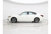 $12998 : Nissan Altima 2017 2.5 SR 4d thumbnail