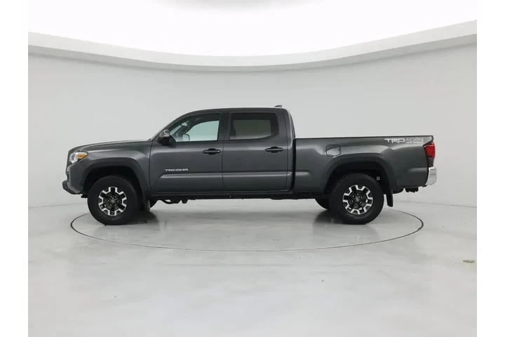 $32998 : Toyota Tacoma 2018 4x4 SR5 V image 3