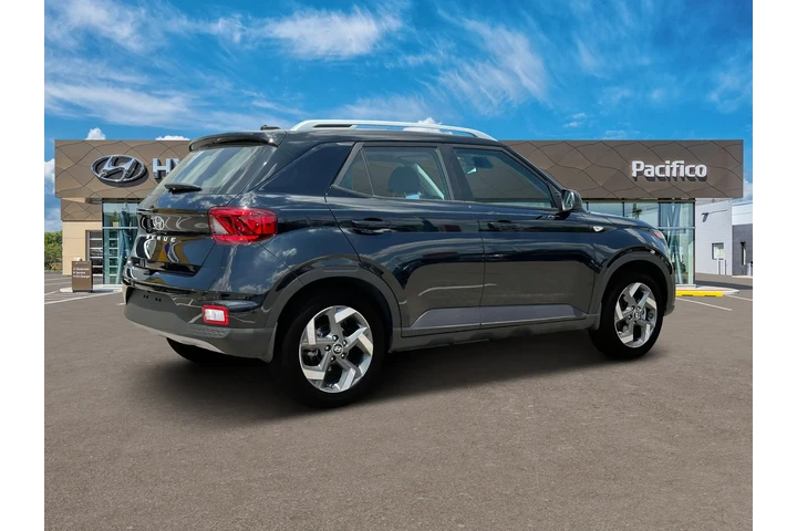 $23450 : Hyundai VENUE 2024 SEL 4dr C image 8