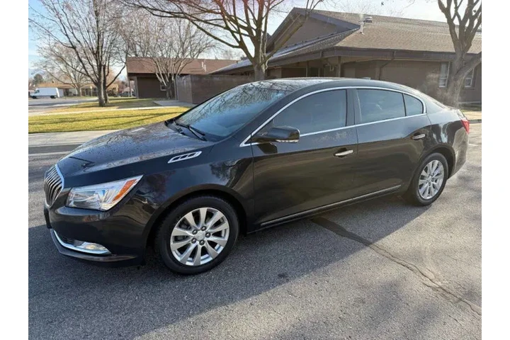 $8256 : 2015 LaCrosse Leather image 4