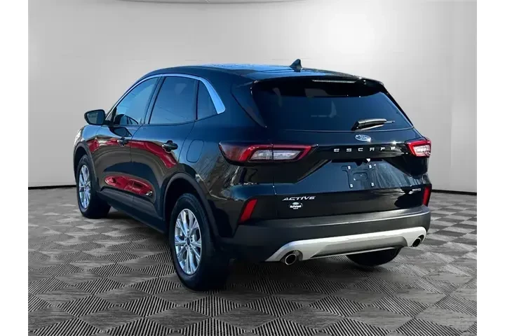 $19878 : Ford Escape 2023 AWD Active image 3