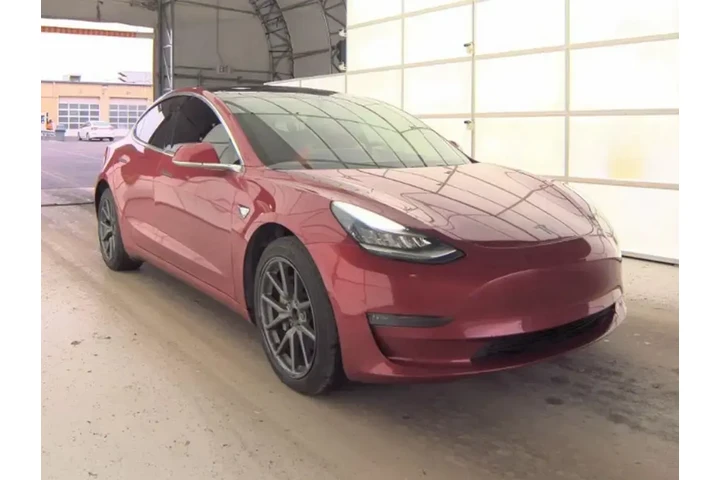 $15799 : Tesla Model 3 2019 AWD Long image 4