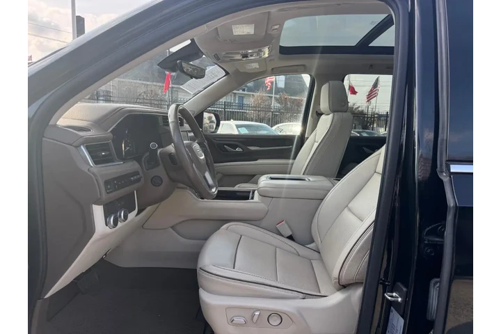 2021 GMC Yukon Denali 2WD image 7