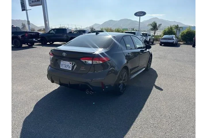 $28814 : Toyota Corolla Hybrid 2025 S image 8