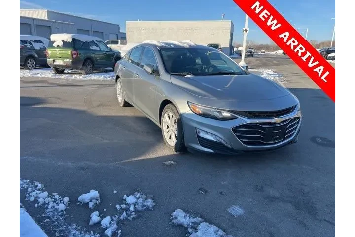 $17050 : Chevrolet Malibu 2023 LT 4dr image 6