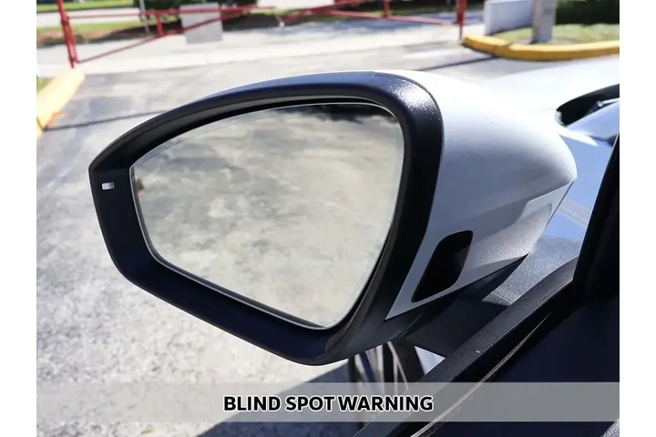 $30990 : Audi Q4 e-tron 2025 Premium image 6