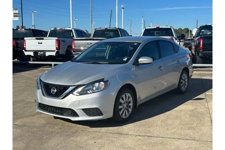 $10235 : Nissan Sentra 2018 S 4dr Sed image 7