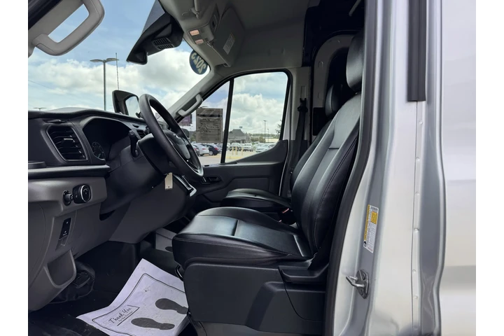 $42990 : 2023 Transit-250 Cargo Base V image 9